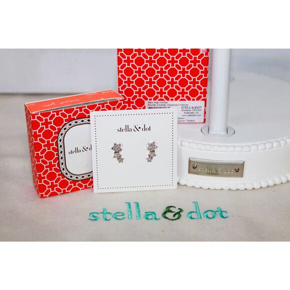 NIB Stella & Dot Stars Align Climber Earrings Silver - Picture 1 of 2
